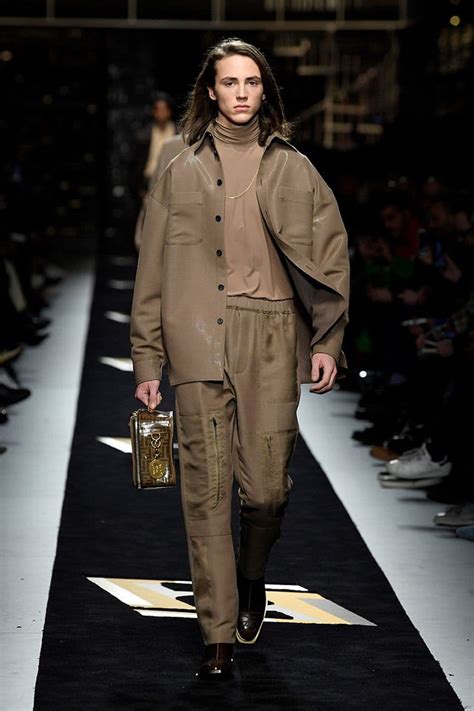 fendi uomo sets 2019|Fendi Fall/Winter 2019 Milan Runway Collection .